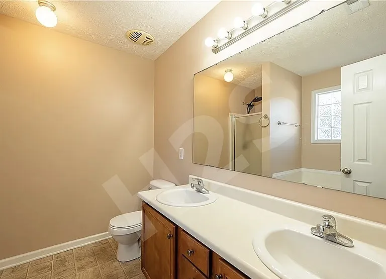 1476 Aultroy Dr — Photo 11