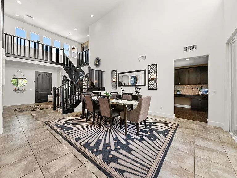 972 Tucana Dr — Photo 10