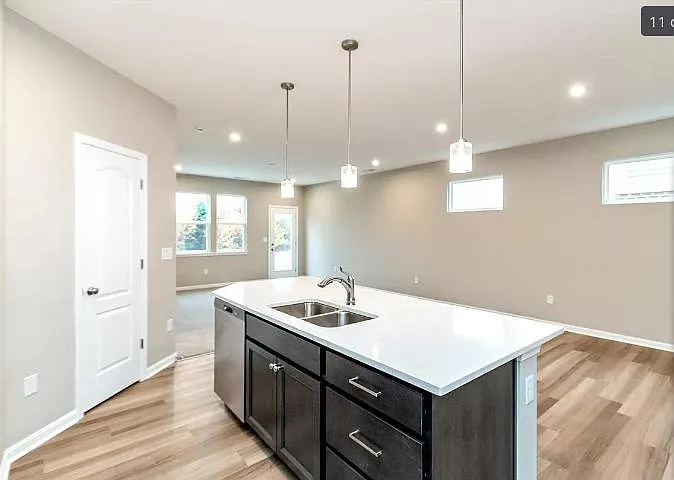 10309 Gateway Dr — Photo 12