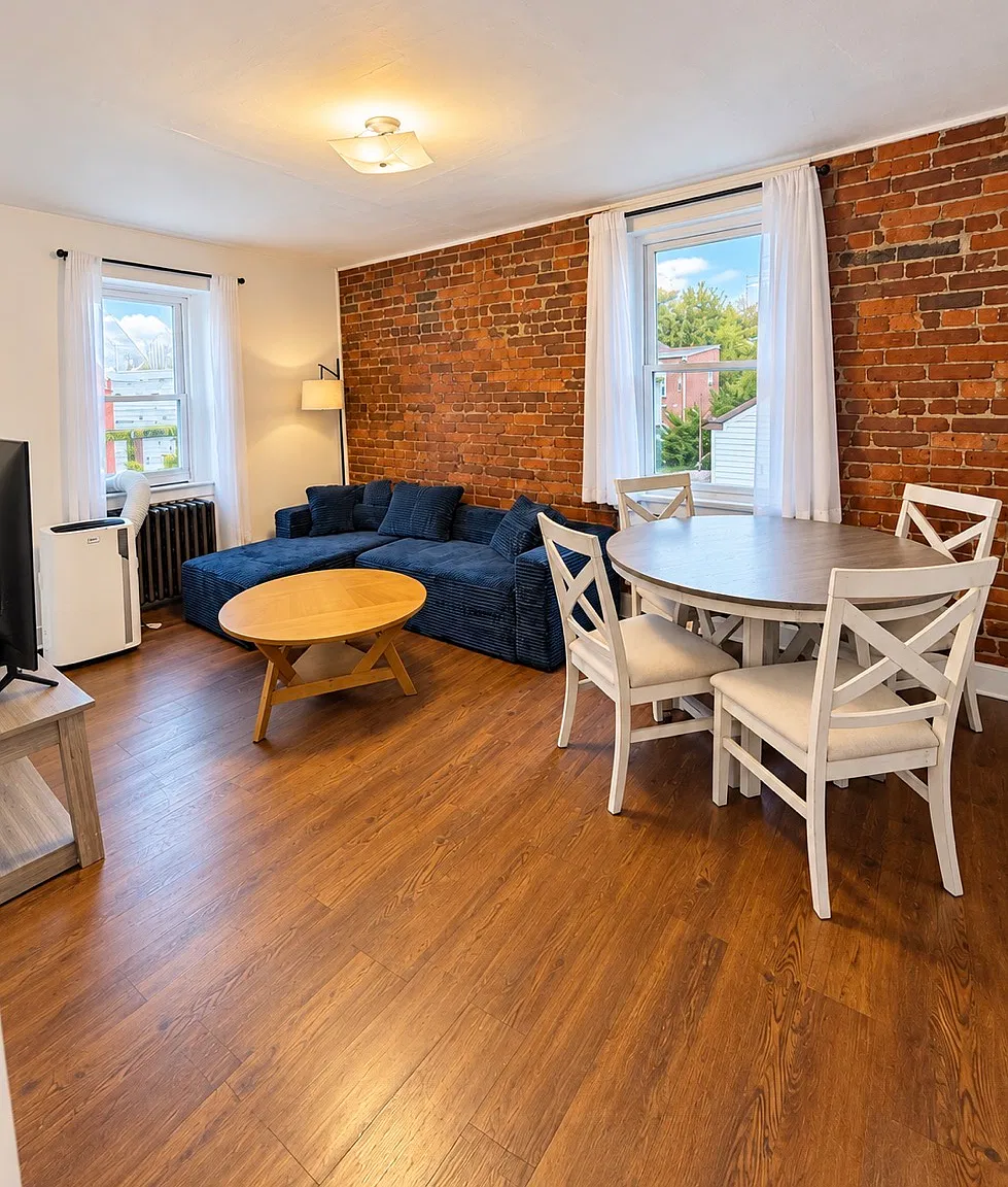 2 bed, $2,500 — Photo 2