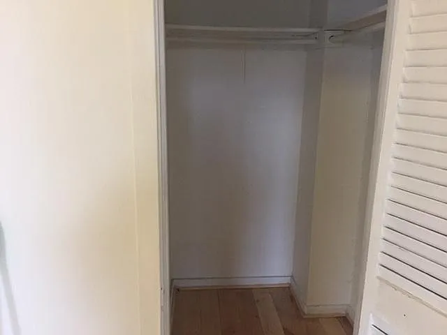 Walk-in closet