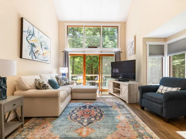 76 Pleasant Drive #76, Grantham, NH 03753