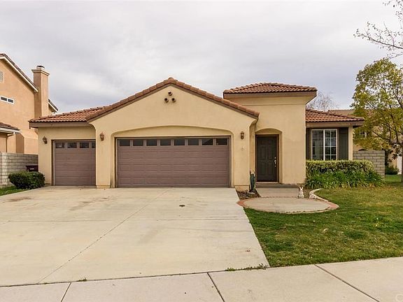 2nd image of 31715 Crimson Dr