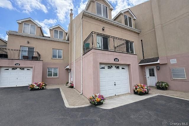 1st image of 1436 Outlook Avenue #3