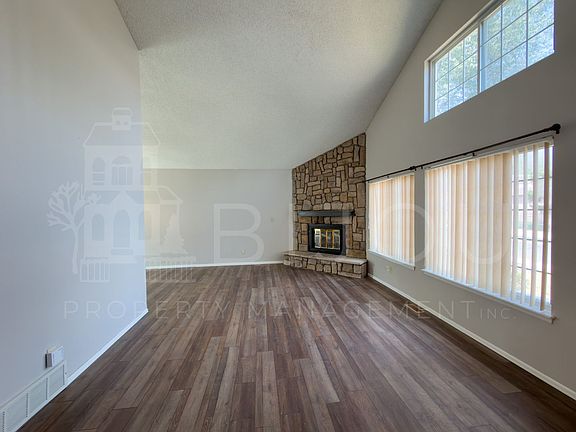 2nd image of 963 Bayfield Way