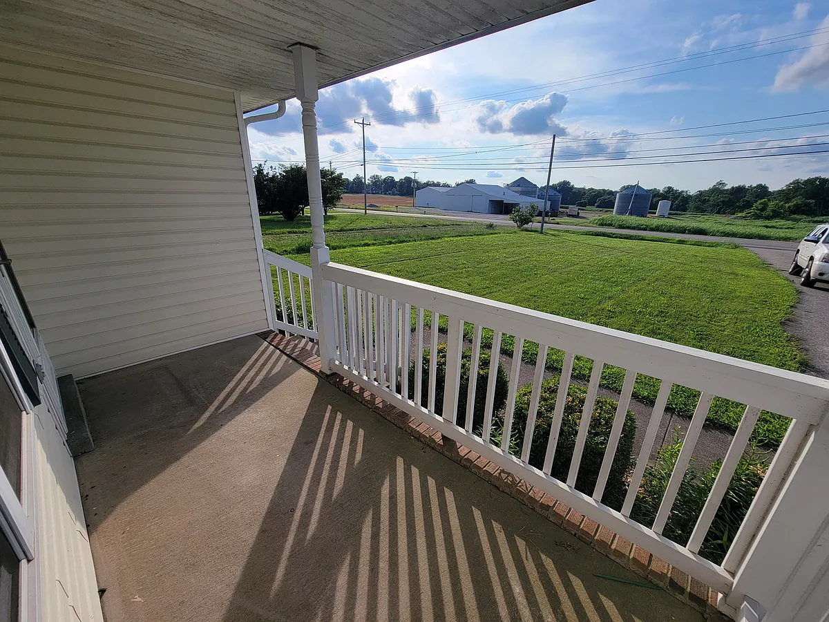 Building Photo - 11665 Julien Rd