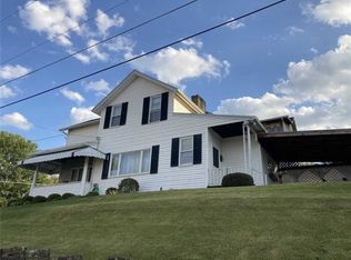 401 Ash St, California, PA 15419