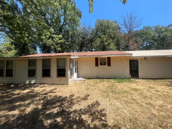 5804 Cherokee Ln, Malakoff, TX 75148