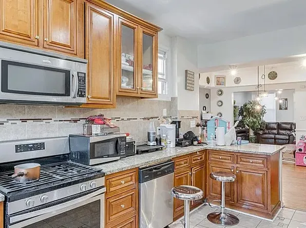 1305 Gorsuch Ave, Baltimore, MD 21218