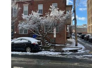 918 S 24th St, Philadelphia, PA