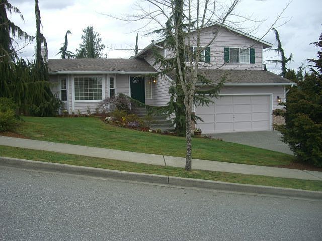 1st image of 12301 26th St NE