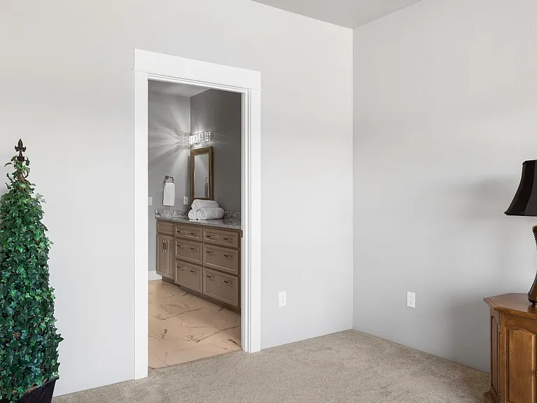 221 Skyhawk Dr — Photo 3