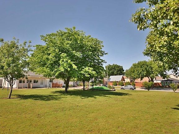 4th image of 709 Mineral St