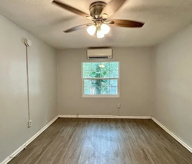 801 Grove St N #6 — Photo 21