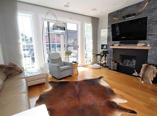 346 93rd St #1A, Brooklyn, NY 11209