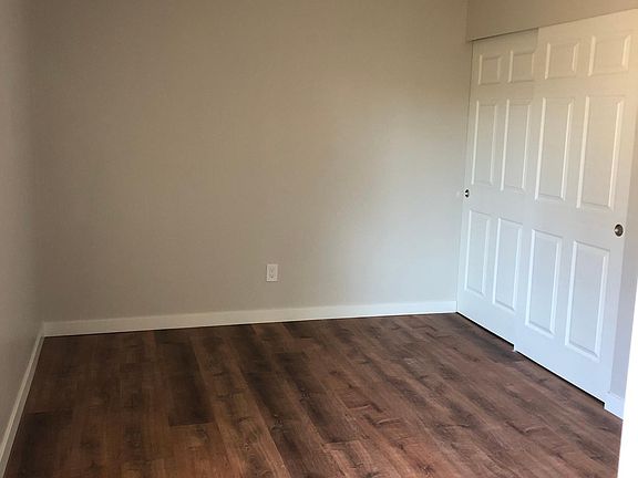 4th image of 15022 NE 5th St