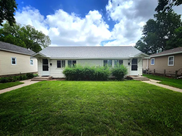 1911-1915 8th Ave, Kearney, NE 68845