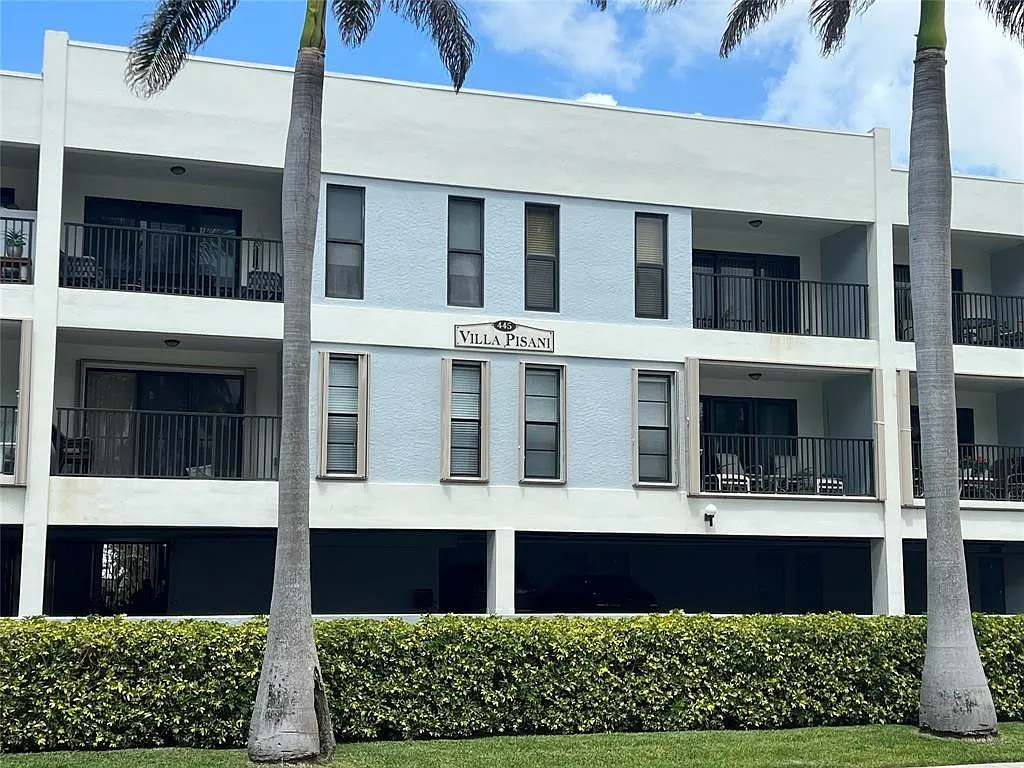 2 bed, 2.0 bath, 1065 sqft, $3,100 — Photo 3