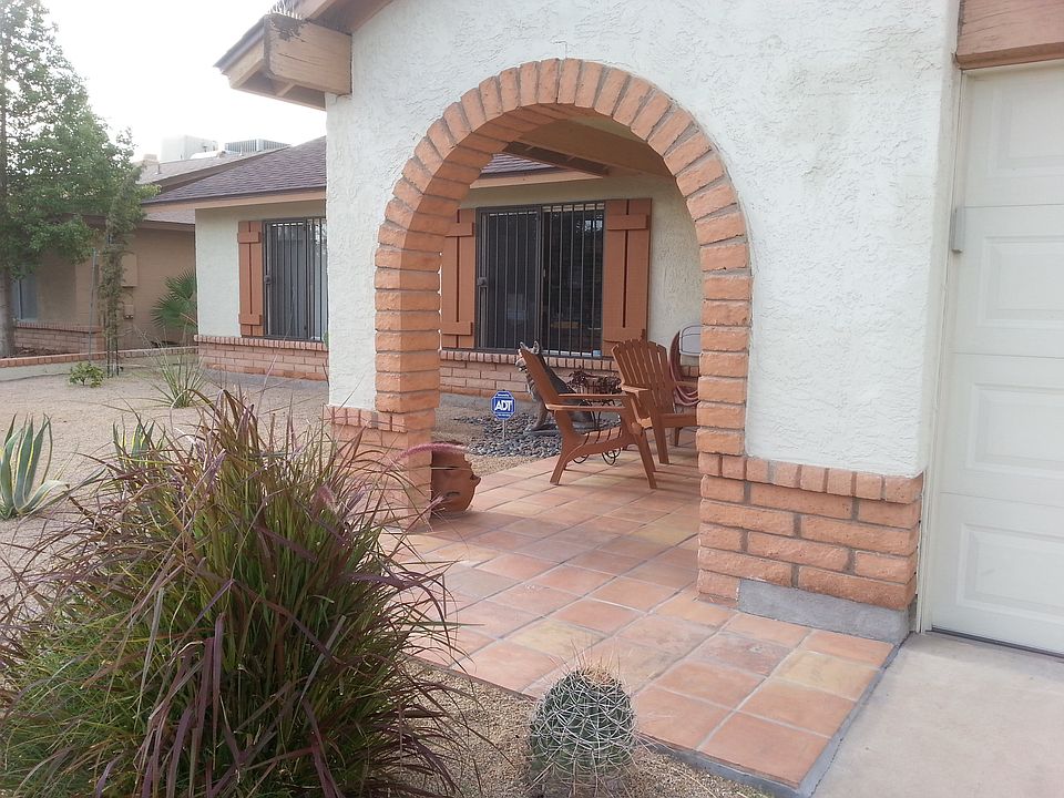 1st image of 7211 W Reade Ave