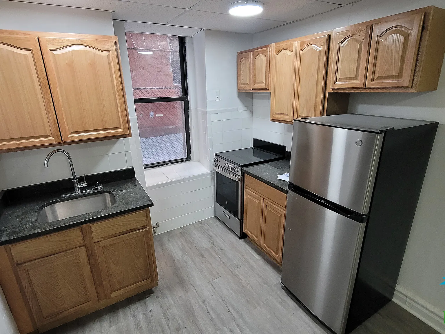 Studio, 350 sqft, $1,295 — Photo 4