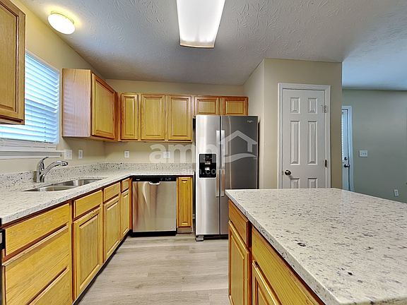 4th image of 11 Glenpark Ct