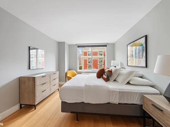 2373 Broadway image 5 of 10