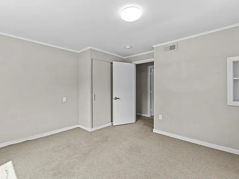 50 Fletcher Pl — Photo 7