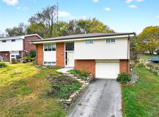 112 Kollar Dr, McKeesport, PA 15133