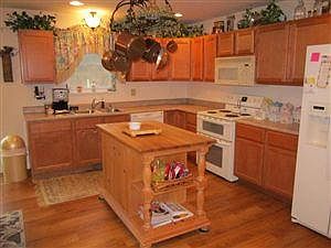 5th image of 412 Sudbury Dr