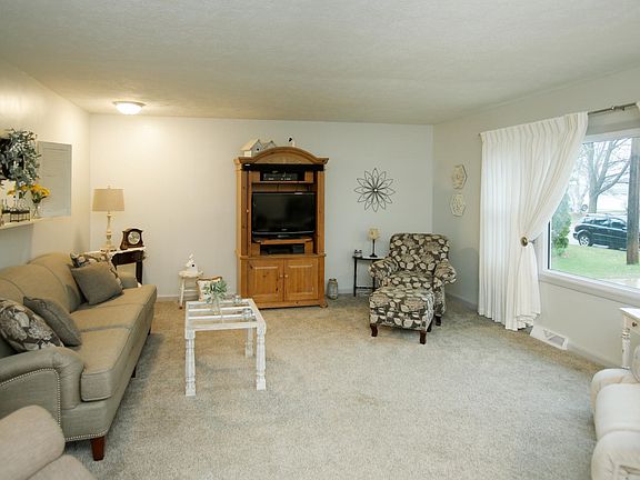 722 howard st-103