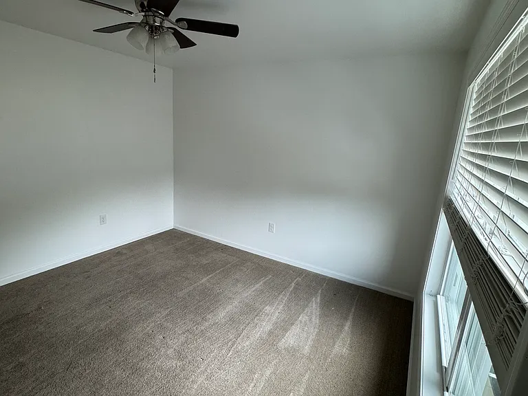 1051 Bratton Br #28 — Photo 10