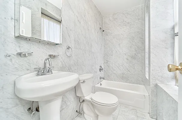 Rented by Living New York | media 8