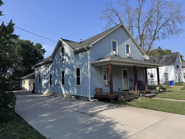 208 E Calumet St, Appleton, WI 54915