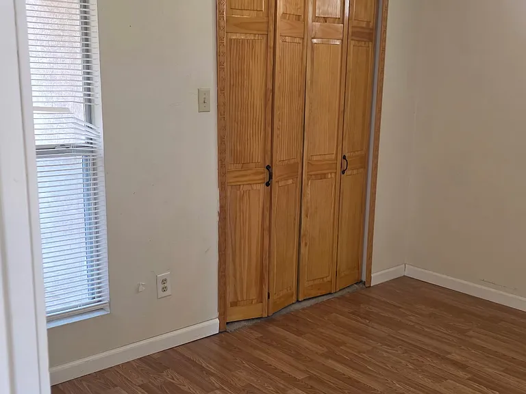 1340 Rebecca Rd NE — Photo 4