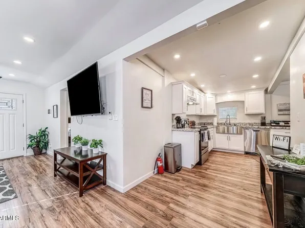 105 1/2 S Central Avenue, Globe, AZ 85501