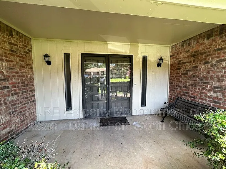 4707 Burning Springs Dr — Photo 2