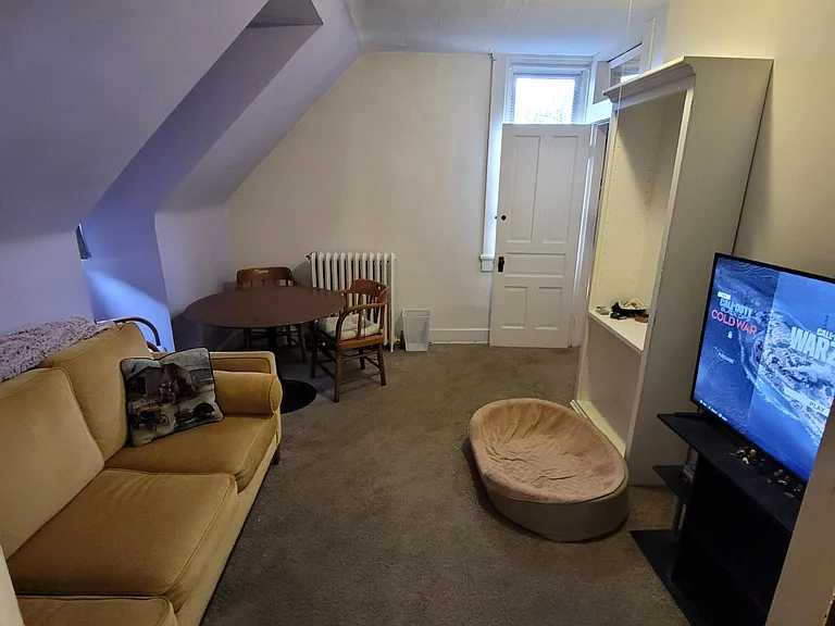 224 Loraine Ave #3 — Photo 3