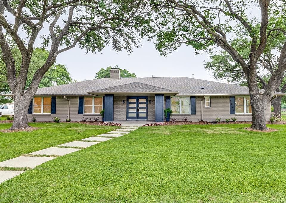 1st image of 3511 Golfing Green Dr