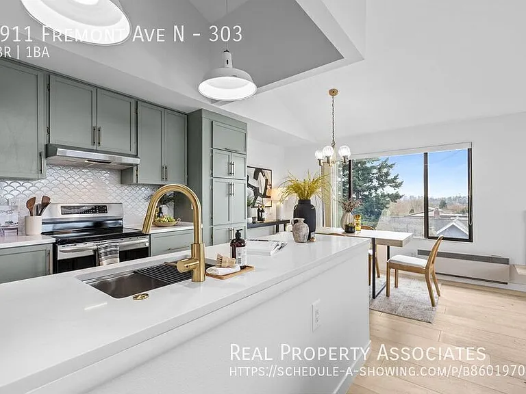 4911 Fremont Ave N #303 — Photo 7