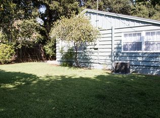815 W Mariposa St, Altadena, CA 91001