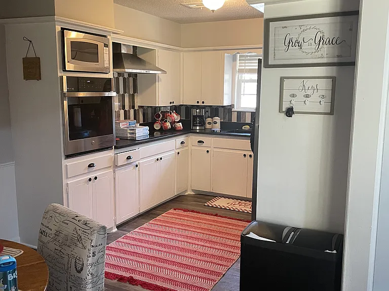 1718 Dougherty Dr — Photo 8