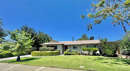 509 California Dr Photo 1