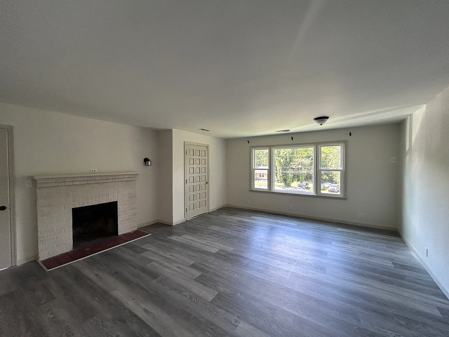 2 bed, 1263 sqft, $1,295 — Photo 3