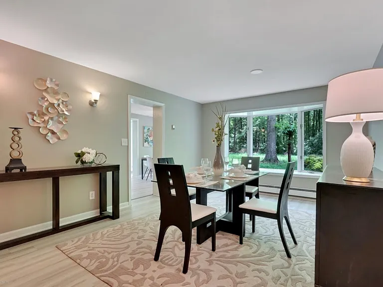 45 Tamara Dr — Photo 4