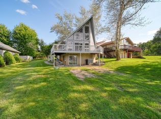 169 Riviera Dr, Brooklyn, MI 49230
