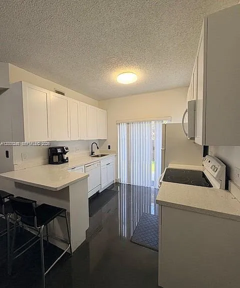 8019 Lake Dr #103 — Photo 9