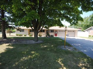 2515 E Greendale Dr, Saginaw, MI