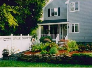 135 Main St, Hampstead, NH 03841
