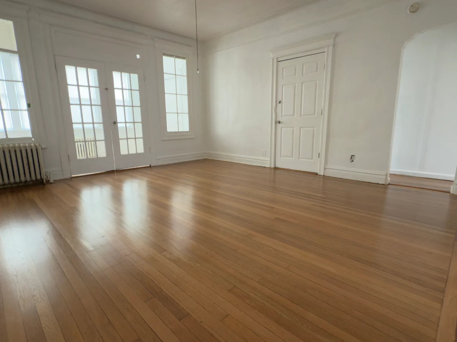 1 bed, 750 sqft, $1,995 — Photo 2