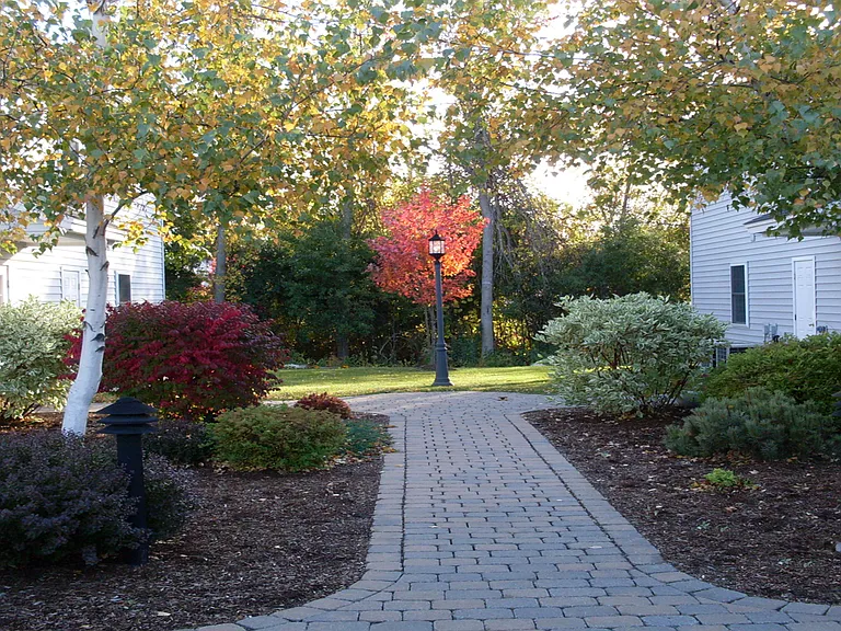 30 Glen Dr #4 — Photo 16